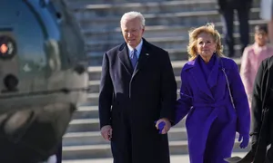 Ông Biden ân xá cho người thân ngay trước khi rời nhiệm sở Ông Biden ân xá cho người thân ngay trước khi rời nhiệm sở